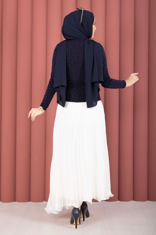 جسم رملي بتفاصيل حجرية كحلي