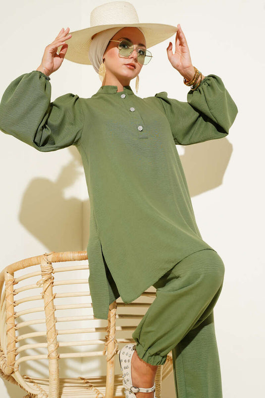 Taş Düğmeli İkili Takım Haki