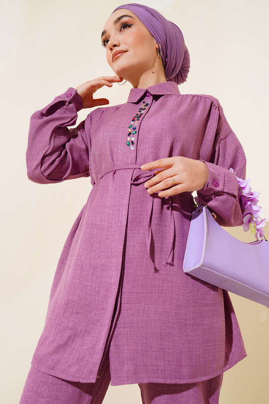 بدلة مزدوجة من الكتان المطرز بالحجر باللون الأرجواني