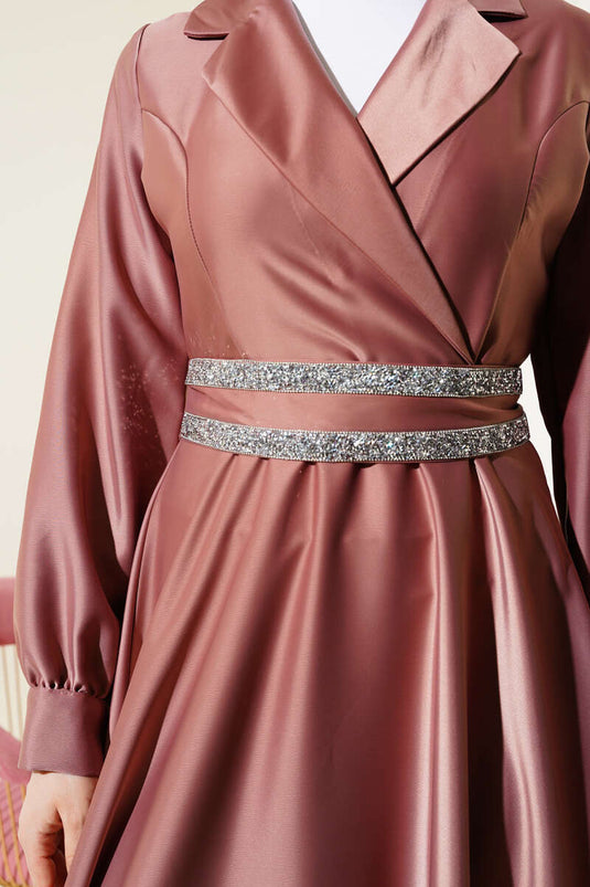 فستان ساتان مزدوج الصدر بحزام حجري