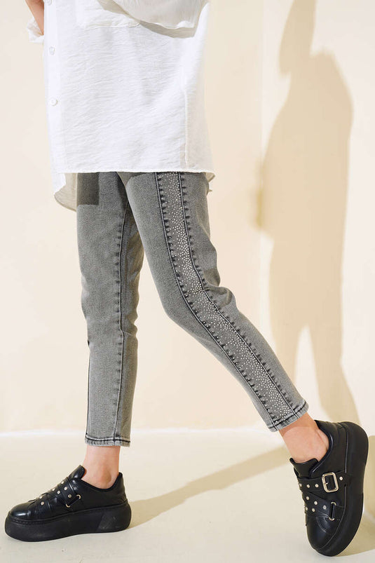 بنطال بأرجل نحيفة مخطط حجريًا باللون الرمادي