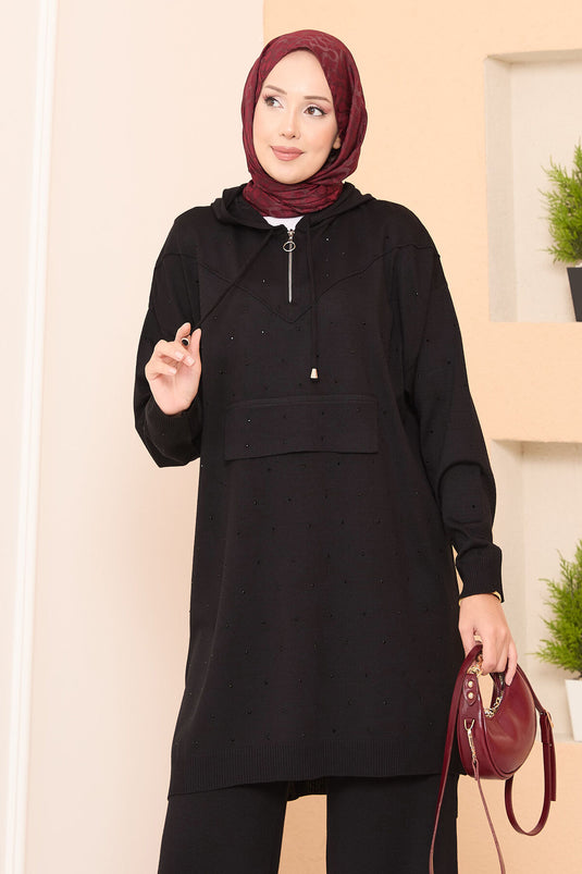 طقم ثنائي القطع من التريكو بغطاء الرأس مع زخرفة بالحجارة أسود