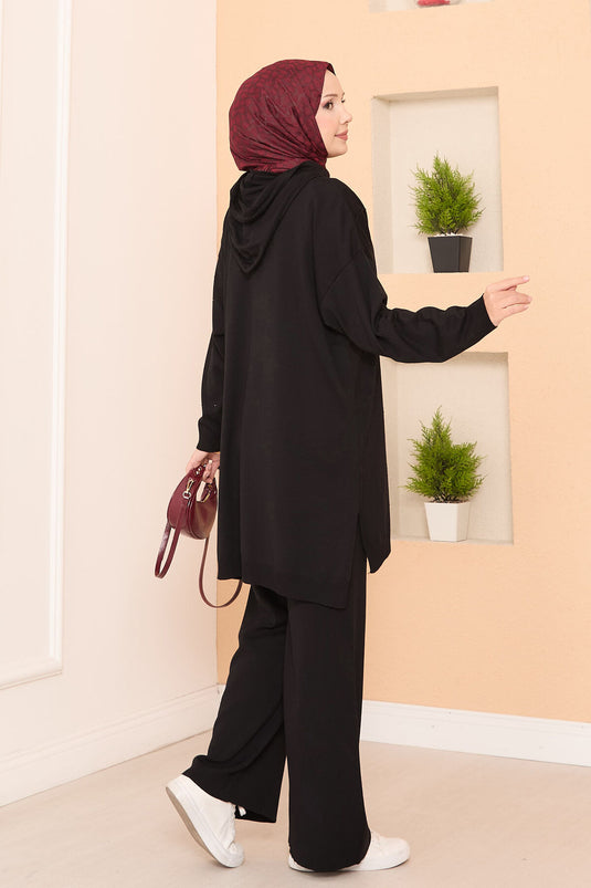 طقم ثنائي القطع من التريكو بغطاء الرأس مع زخرفة بالحجارة أسود