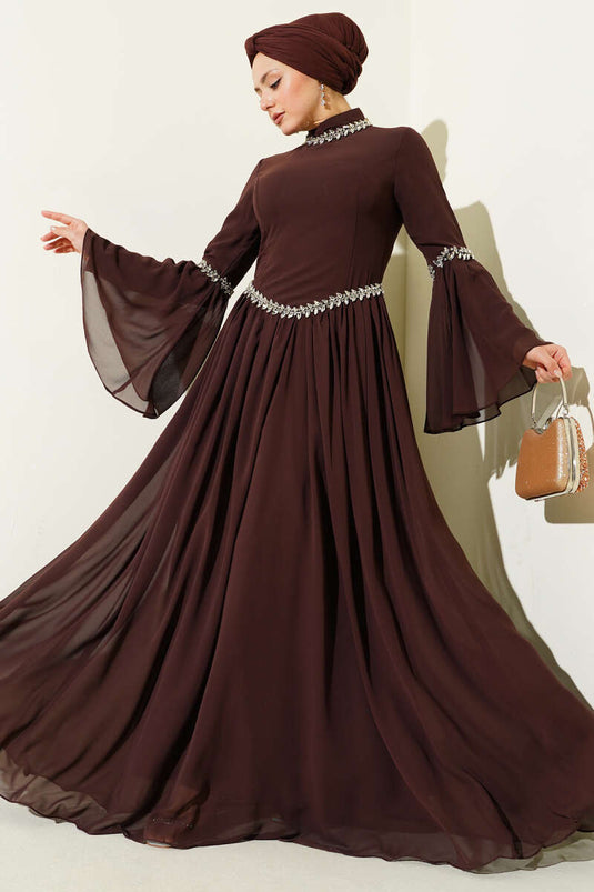 Robe de soirée en mousseline ornée de pierres, couleur café