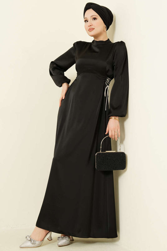 فستان سهرة ساتان أسود مزين بالأحجار ومربوط