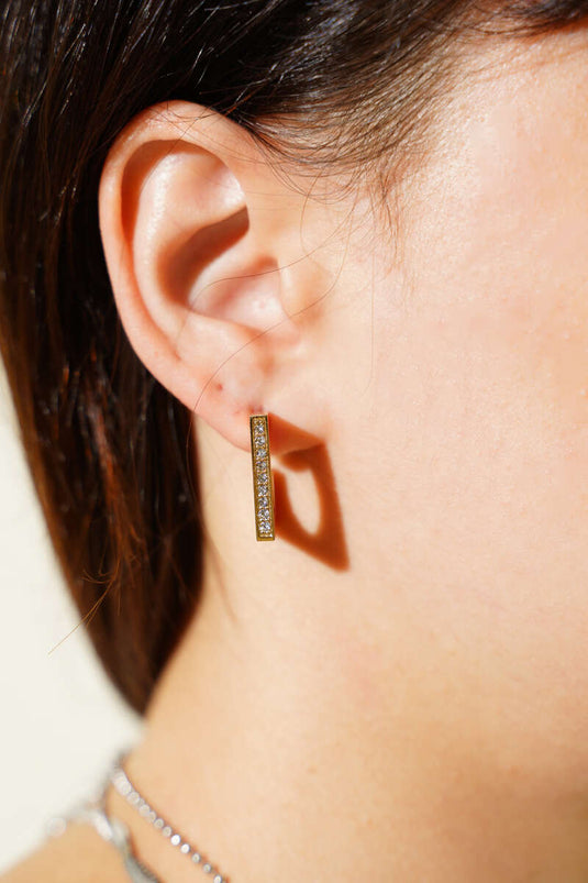 Boucles d'oreilles carrées avec pierres, or