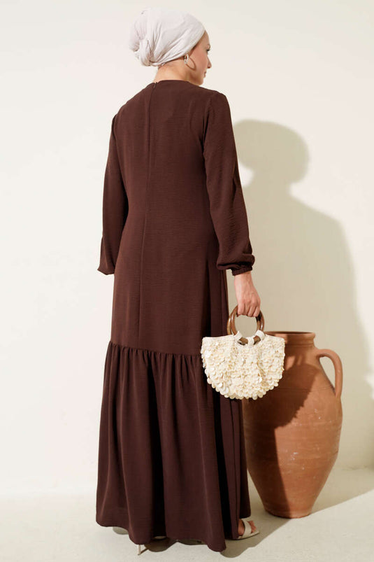 Abito annodato con dettaglio in occhio di uccello in pietra, marrone