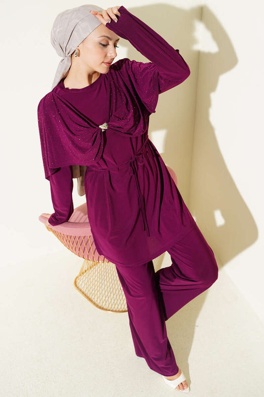 Ensemble Deux Pièces avec Fente Latérale et Strass, Couleur Mûre
