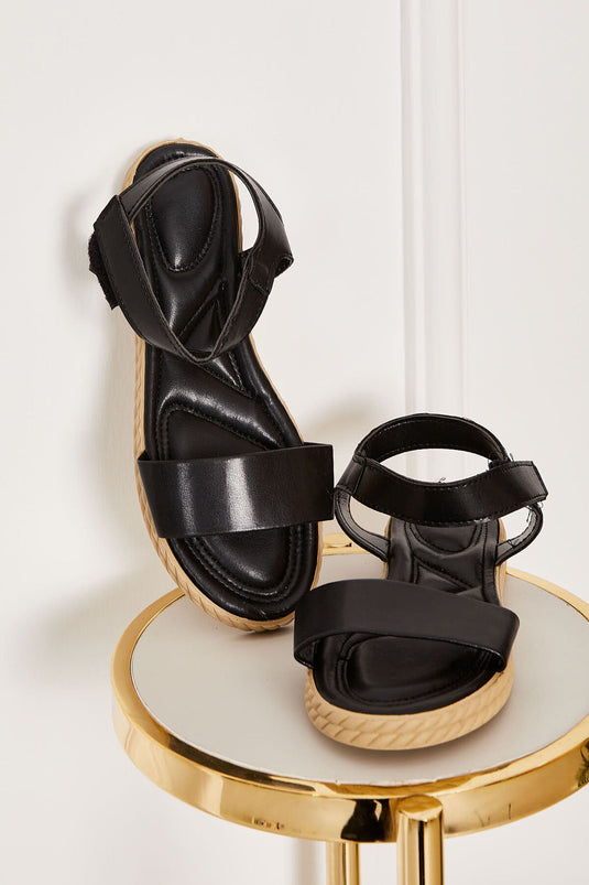 Tek Bantlı Sandalet Siyah