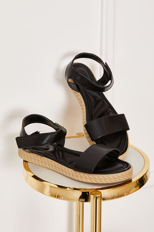 Tek Bantlı Sandalet Siyah