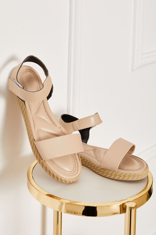 Sandales à bride unique en pierre