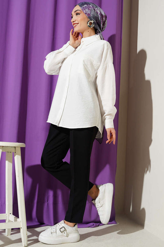 Chemise à épaules tombantes avec une poche, blanche
