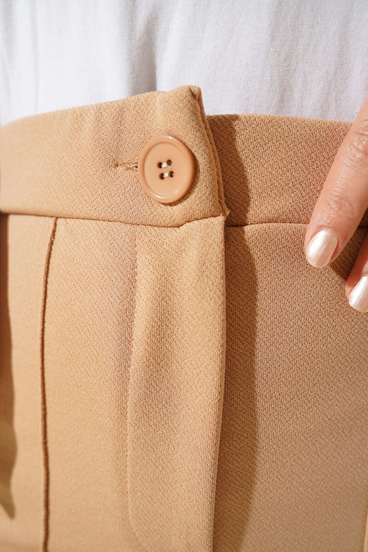 بنطال بأزرار مفردة لاتيه