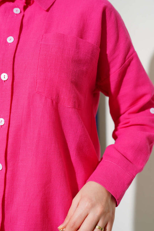 قميص أساسي بجيب واحد على الصدر باللون الفوشيا