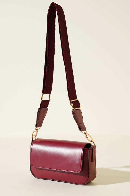 Sac bandoulière magnétique à œillet unique, rouge bordeaux