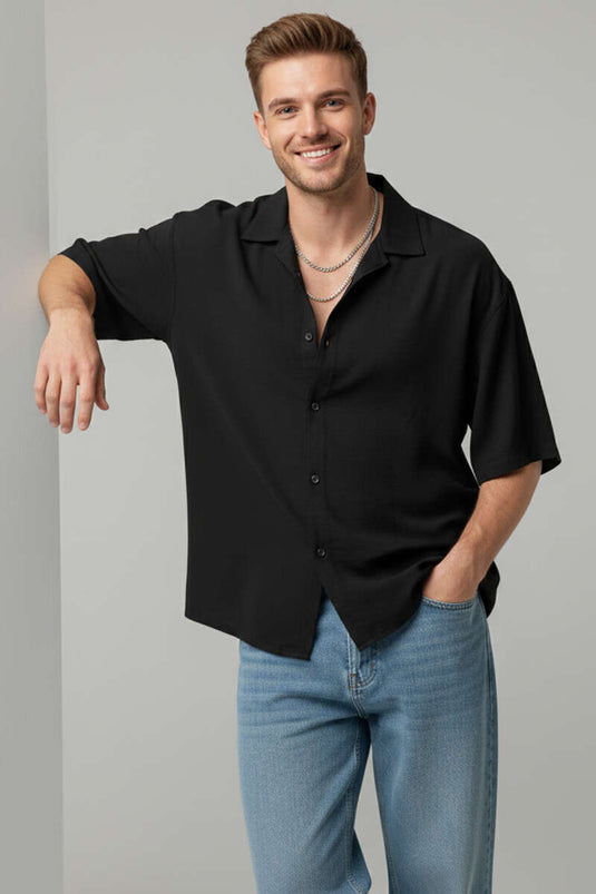 قميص رجالي أسود بأكمام قصيرة من تينسل