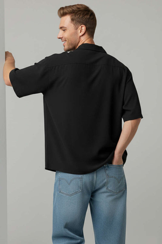قميص رجالي أسود بأكمام قصيرة من تينسل