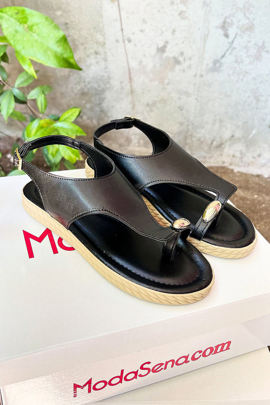 Sandales tongs à boucle noire