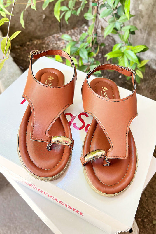 Buckle Detailed Flip Flop Sandals in Tan