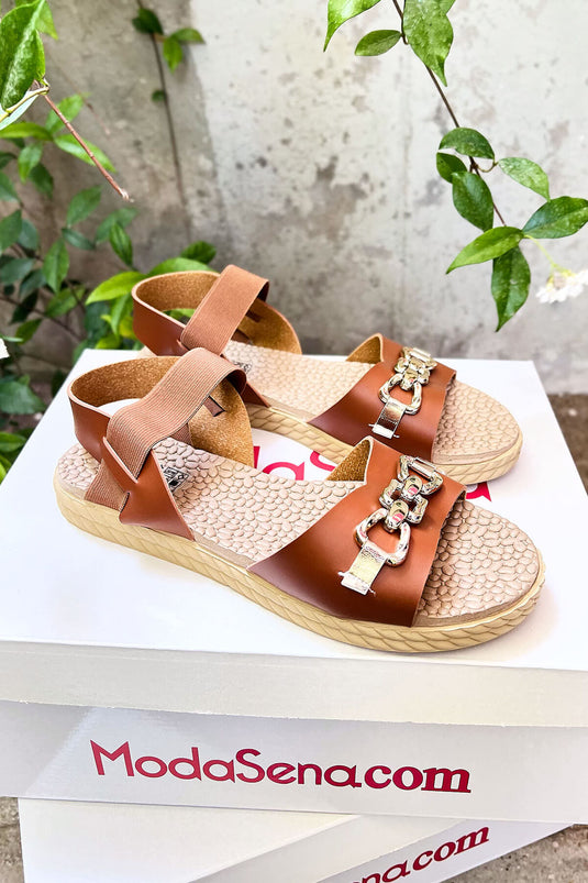 Toka Detaylı Sandalet Taba