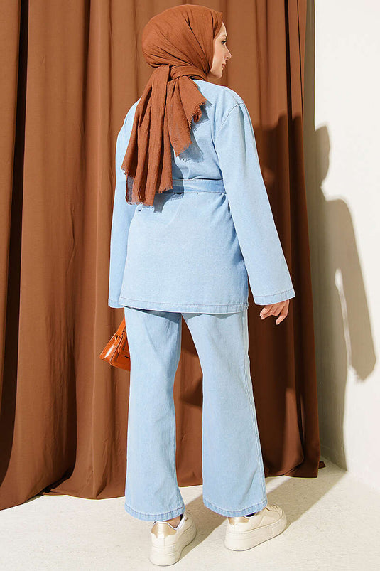 Jeans-Set mit Schnallengürtel, Hellblau