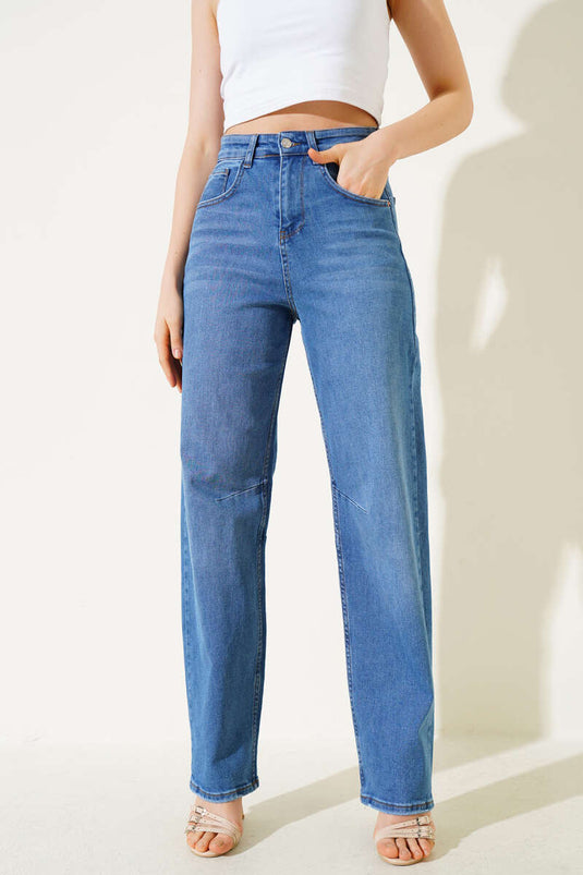 Jean baggy bleu à boucle et pinces