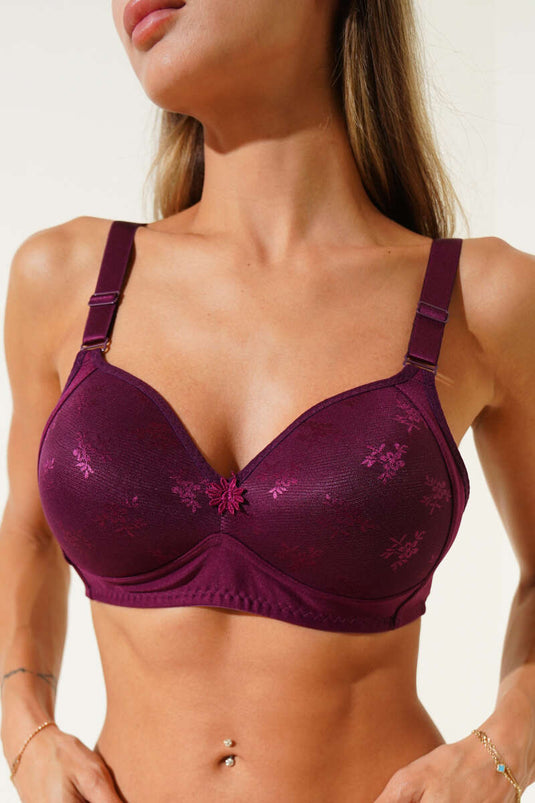 حمالة صدر دانتيل صغيرة الحجم بلون أرجواني