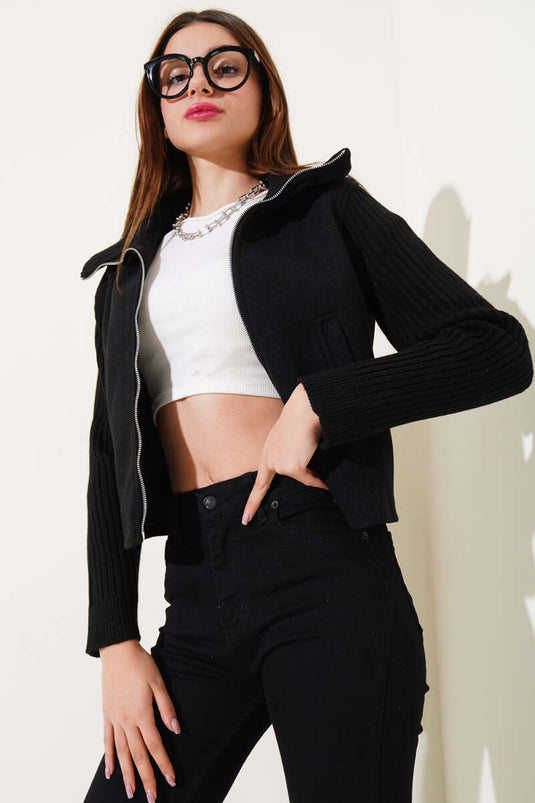 Knitwear Garnished Cashmere Coat Black