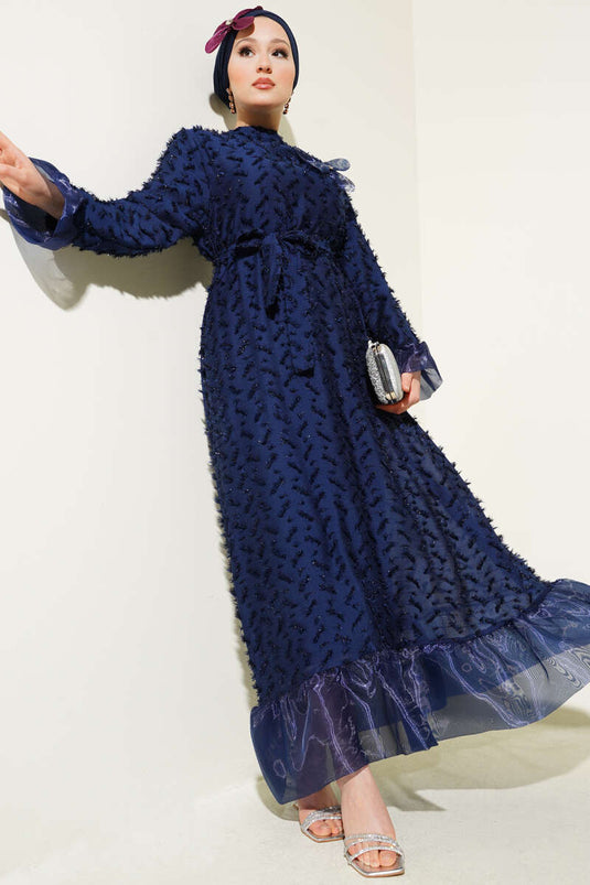 Robe évasée à barbe détaillée en tulle bleu marine