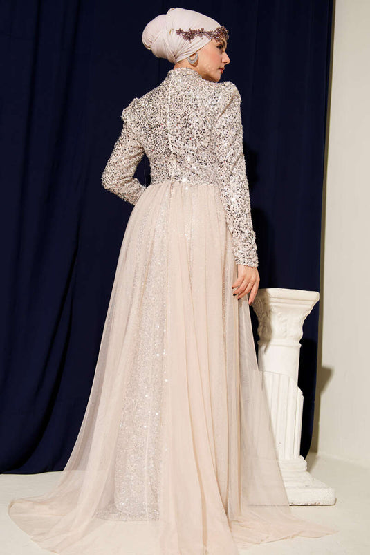Robe de soirée beige à sequins avec cape en tulle