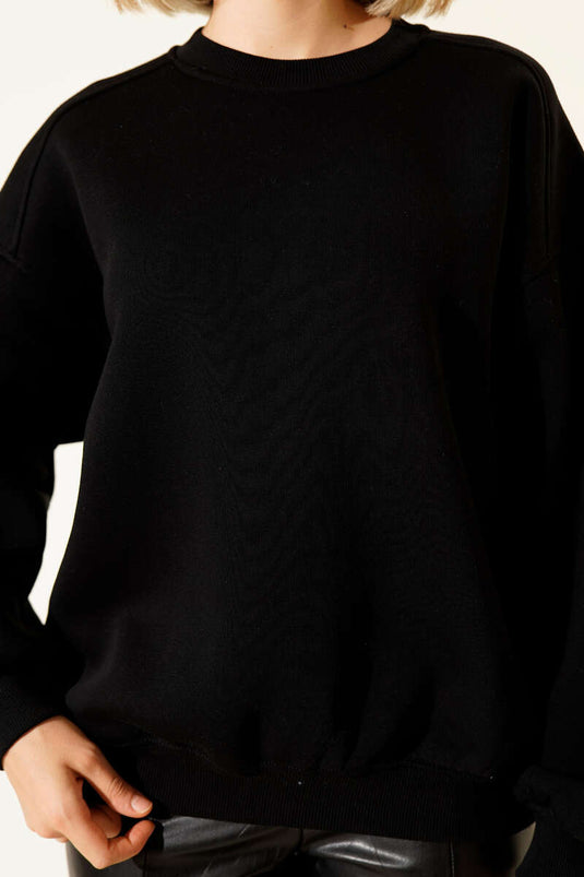 سويت شيرت أسود أساسي بأكمام منسدلة بثلاثة خيوط