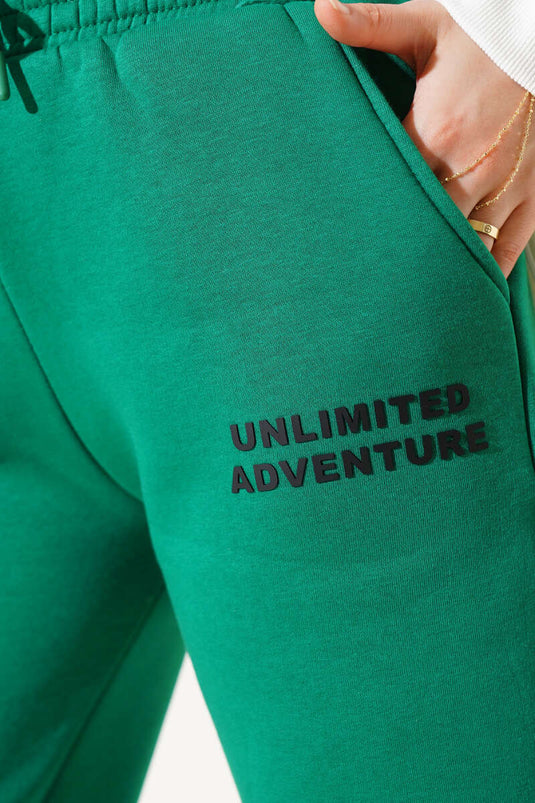 بنطال رياضي مطاطي بثلاثة خيوط باللون الأخضر