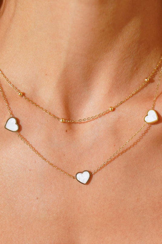 Three Hearts Necklace Gold