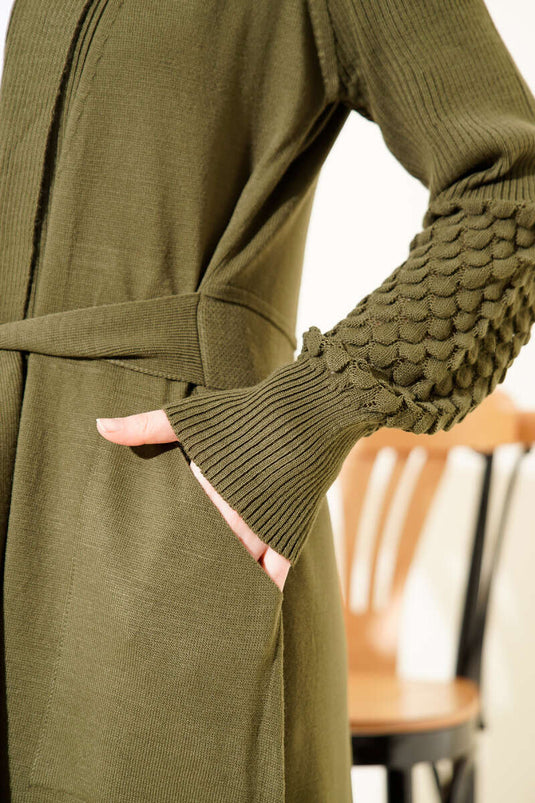 Cardigan long kaki à manches longues avec lacets en tissu de vigne