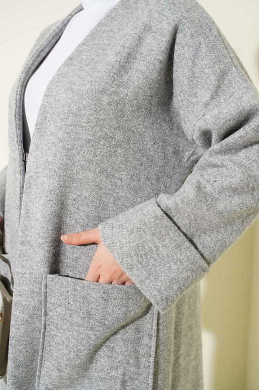 معطف كشمير رمادي بجيوب طويلة