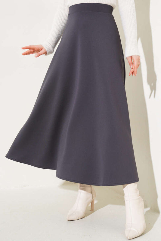 تنورة سكوبا طويلة بلون رمادي دخاني