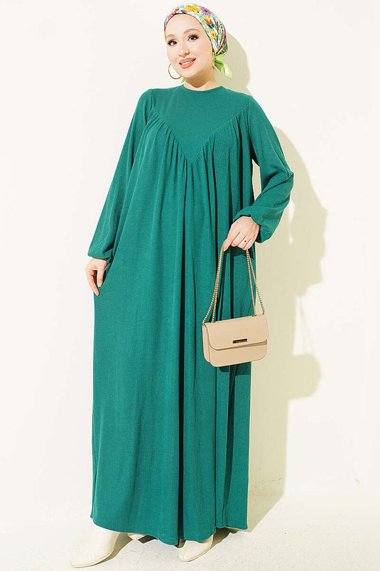 Robe Verte Avec Détail À Cordons