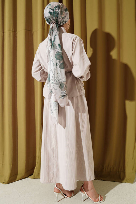 Ensemble beige avec jupe en tencel ornée de pierres en V