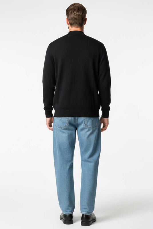 سترة رجالية صوفية بسحاب وياقة على شكل حرف V باللون الأسود