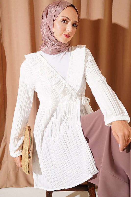 Kimono Blanco Con Cuello En V Y Volantes