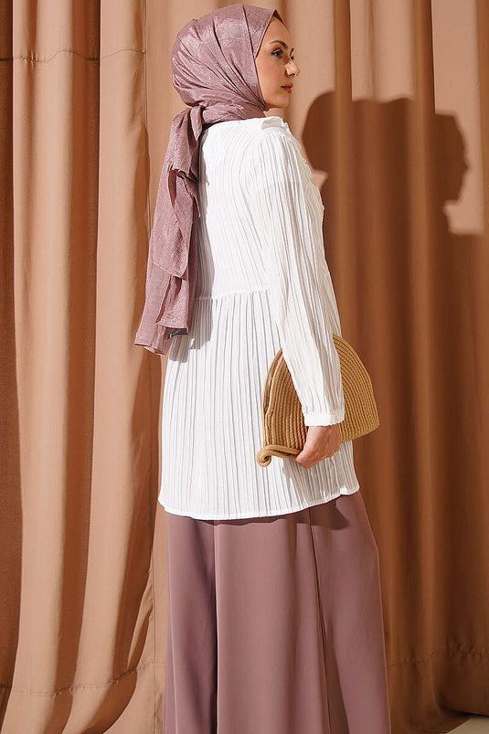 Kimono Blanco Con Cuello En V Y Volantes