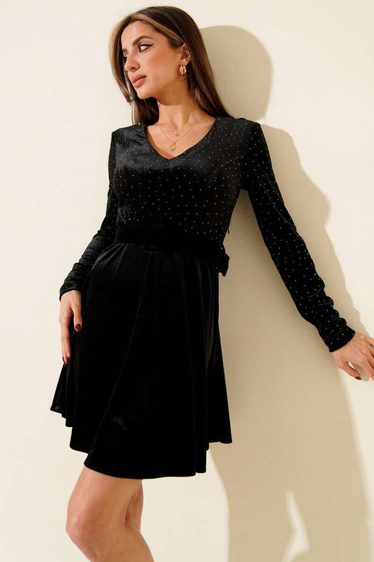 V Yaka Taşlı Mini Kadife Elbise Siyah