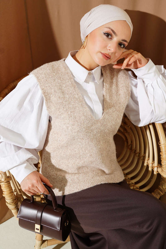 V-neck Soft Knit Vest Beige