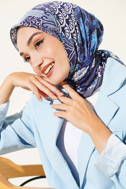 وشاح بنفسي ألوان تقليدية