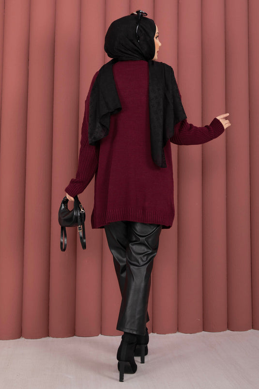 فينيا بقلاوة تصميم كنزة صوف عنابي