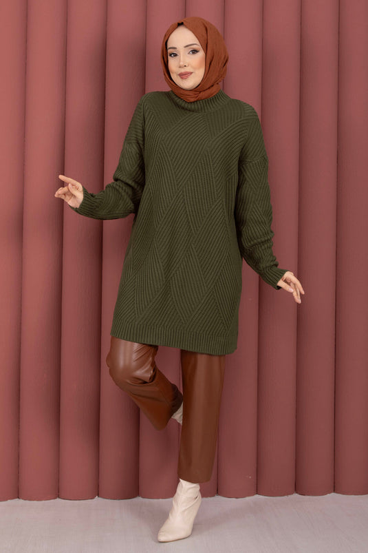 كنزة محبوكة بنقشة بقلاوة من فينيا باللون الأخضر الزيتوني