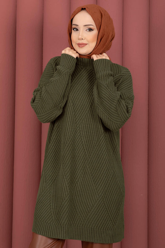 كنزة محبوكة بنقشة بقلاوة من فينيا باللون الأخضر الزيتوني