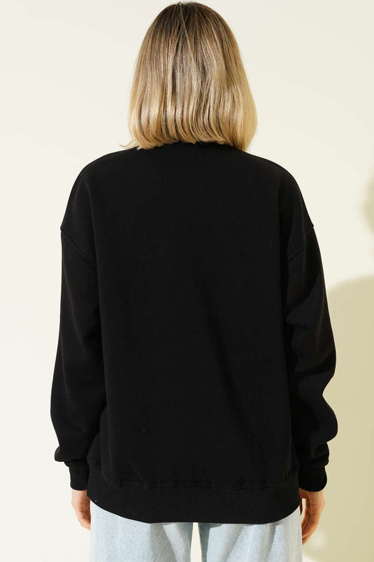 سويت شيرت أسود بسحاب وثلاث خيوط بطبعة عتيقة