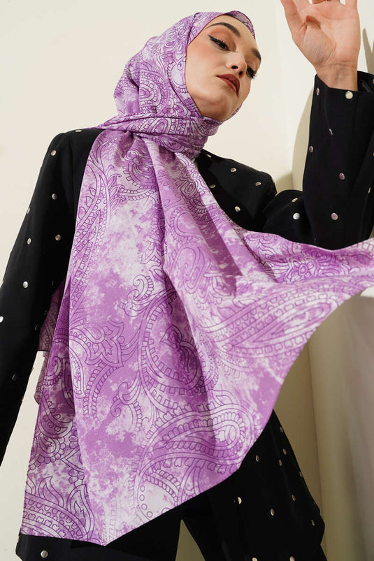 Châle lilas à motif de roses vintage