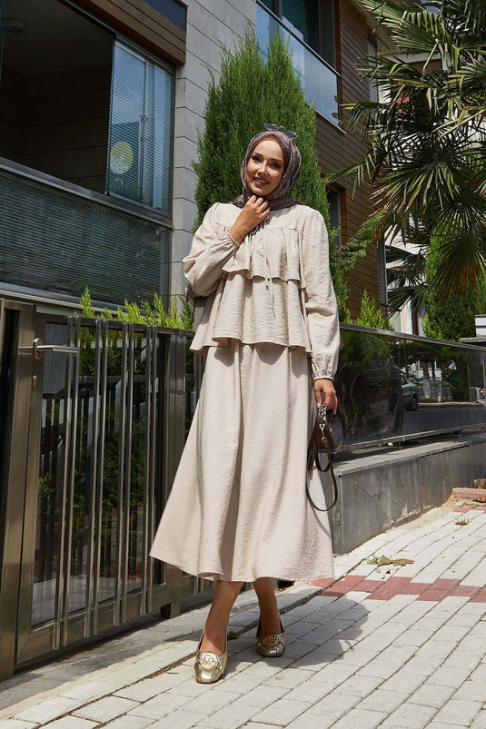 Ensemble deux pièces à jupe et volants détaillés en pierre